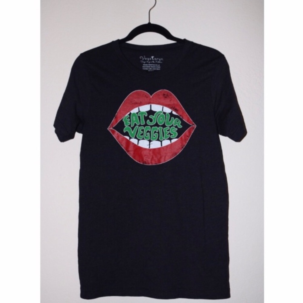 Vegetaryn Black “Eat your veggies” Graphic Tee